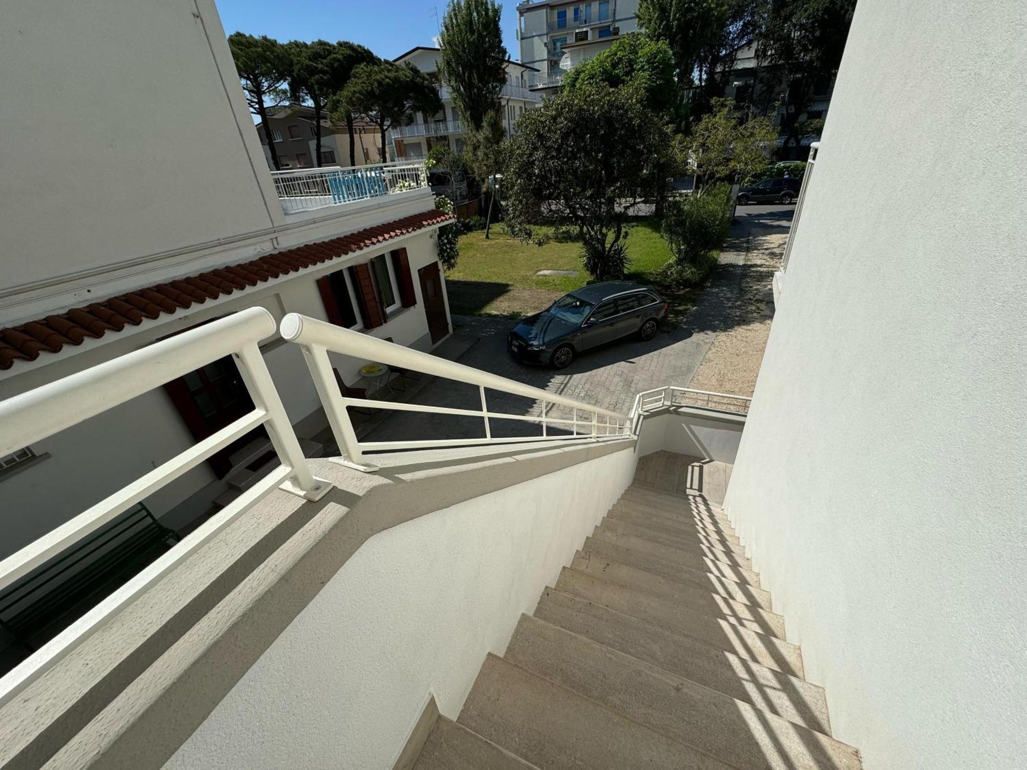 App4Rent Villa Zanetti - Appartamenti Con Spiaggia Privata Frontemare Lido di Jesolo Eksteriør billede